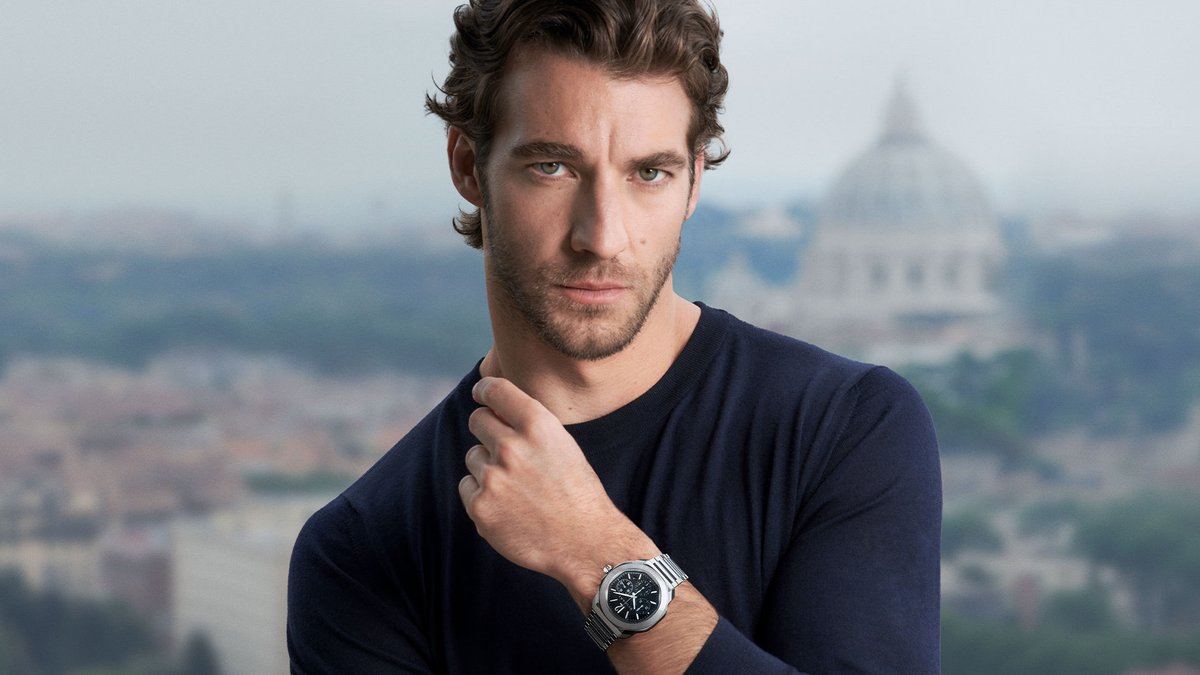 How would #LorenzoViotti describe the sound of the Octo Roma watch collection? Discover now in this BTS video. #BulgariWatches #OctoRoma