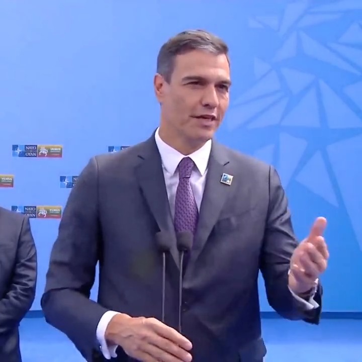 Tras el debate de ayer ha quedado meridianamente claro que ante la absoluta ausencia de proyecto político, el señor Feijóo solo presentó una montaña de mentiras. El único proyecto para crear empleo y avanzar en derechos es el del PSOE. #Adelante #EspañaAvanza #VotaPSOE
