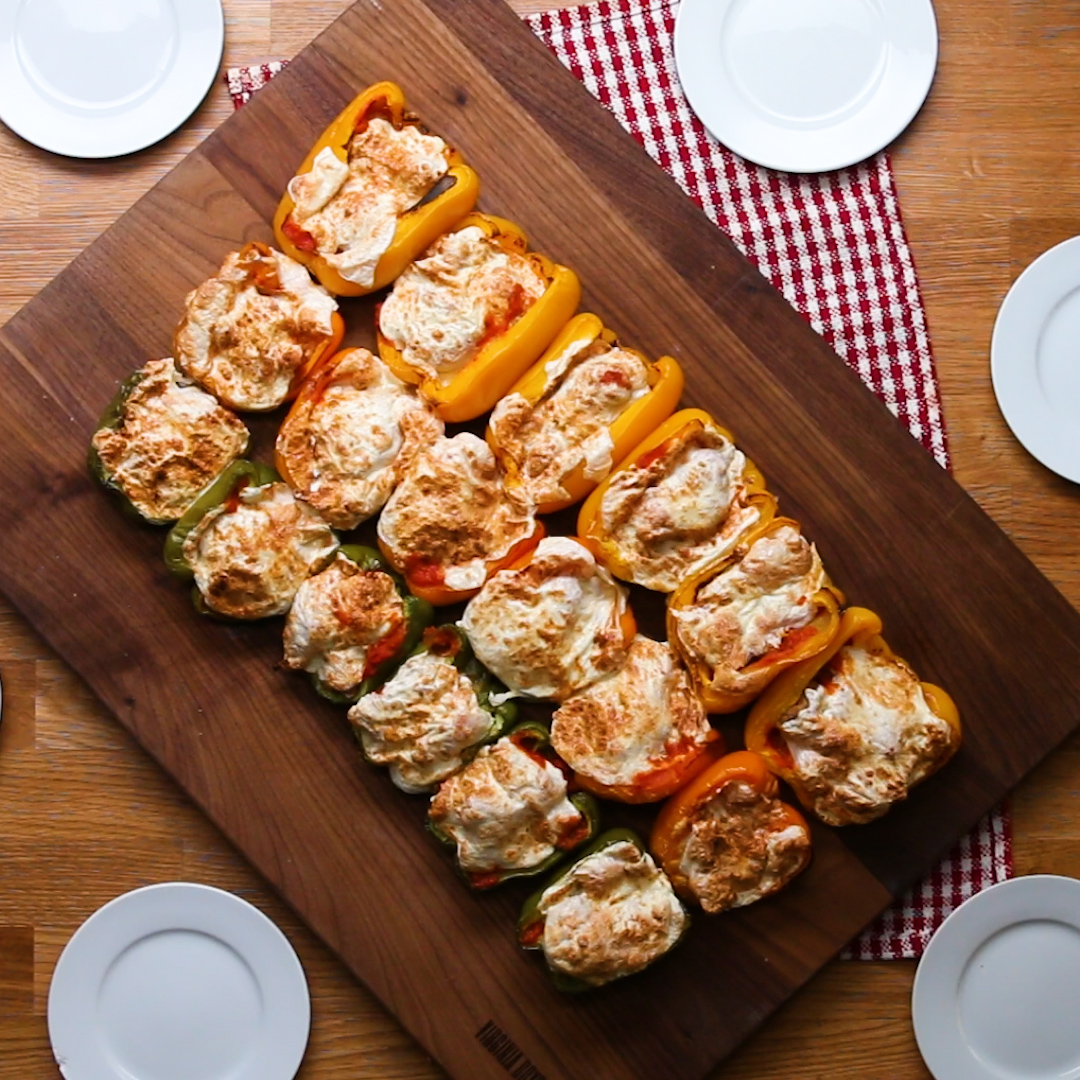 鶏むね肉でジューシー!ピーマンの肉詰め♪🫑 / Chicken Parm Stuffed Bell Peppers #tastyjapan