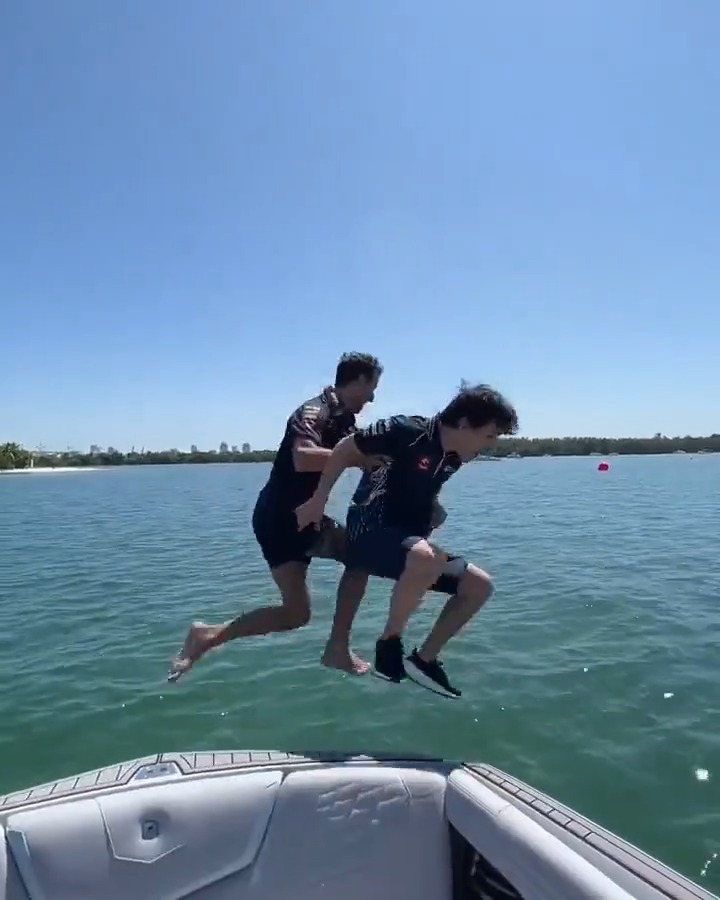 They're going to make quite a splash together, aren't they! 😄 #F1 (🎥 Oracle Red Bull Racing)