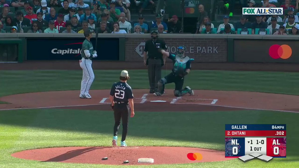They are chanting "Come to Seattle" at the #AllStarGame with Ohtani at the plate 🗣️
