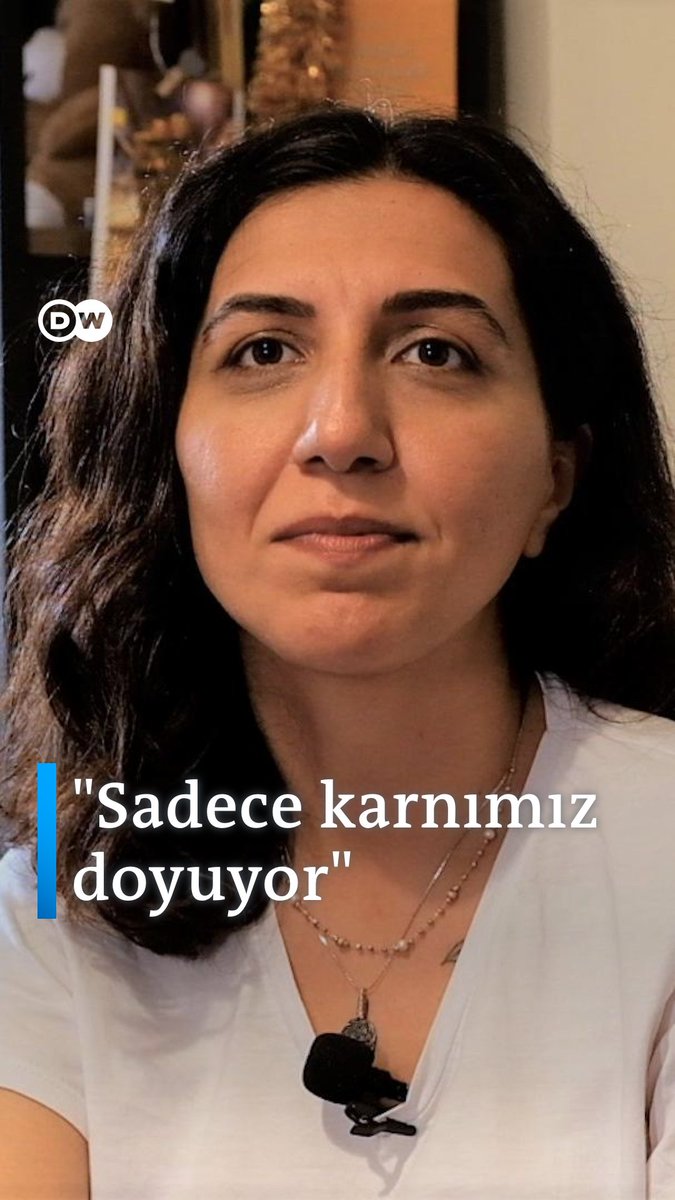 "35 yaşında bir kadın olarak ilkokul çocuğu gibi her sabah bir beslenme çantası hazırlayıp gitmek durumunda kalıyorum" Dünyada gıda fiyatları endeksi 12 aydır düzenli olarak düşerken Türkiye'de Eylül 2020'den bu yana sürekli artıyor Tamamı: