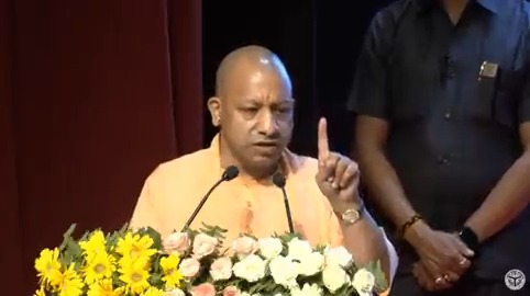 कुछ कर गुजरने की तमन्ना होनी चाहिए...