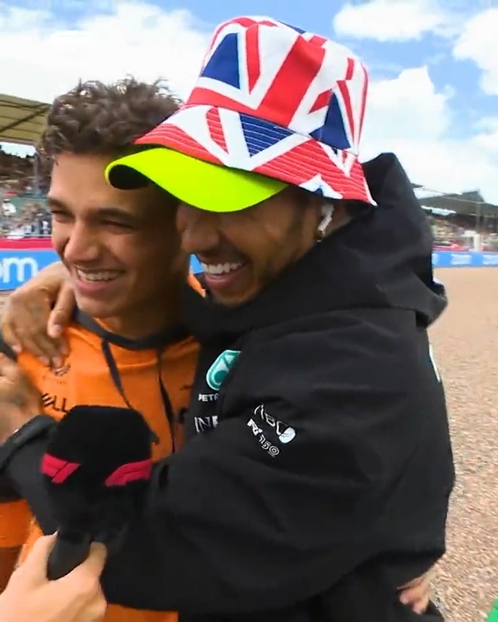 Lewis 🤜🤛 Lando Lewis Hamilton is always first with the congratulations, commiserations and words of encouragement ✊ #F1