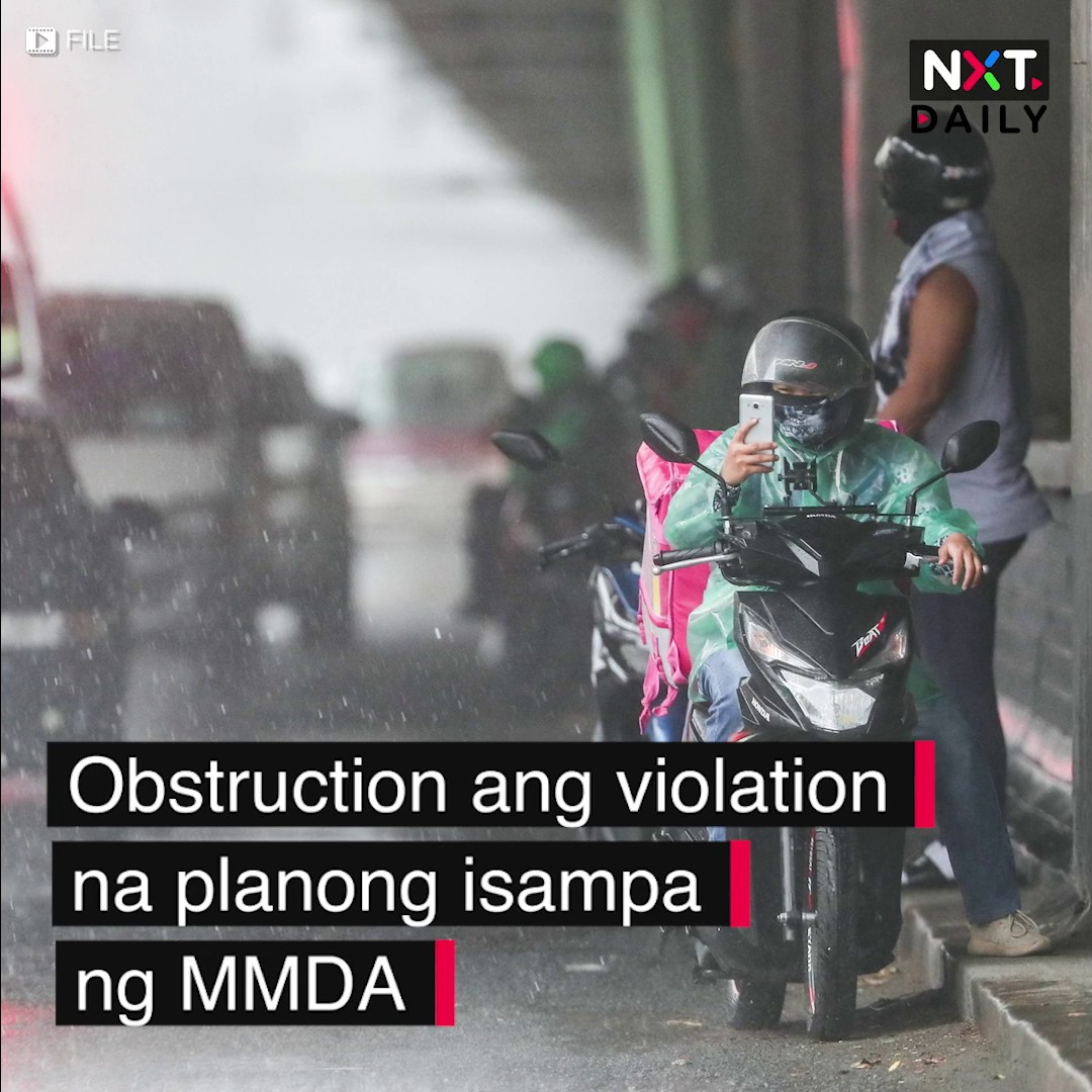 Plano ng MMDA na pagmultahin ang motorcycle riders na sumisilong sa ilalim ng mga tulay at footbridge tuwing umuulan. Ayon sa MMDA, bukod sa delikado ito para sa mga motorista, nakaaabala rin ito sa daloy ng trapiko. #TrafficPatrol #NXT Buong ulat: