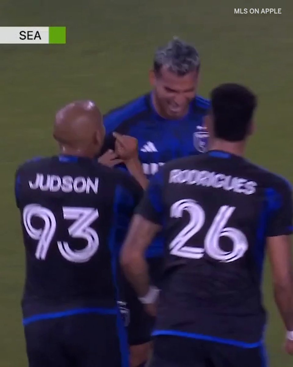 Your weekly MLS Puskas contender courtesy of Miguel Trauco 🥶
