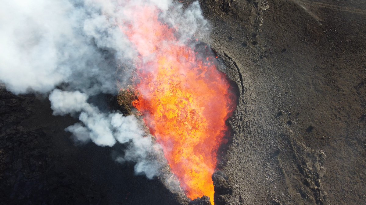 As you may have heard, there's new volcanic activity near the CCP offices here in #Reykjavik CCP Shawarma went out on a scouting mission and came back with some unbelievable footage, check it out! #Tweetfleet #EVEOnline #Iceland