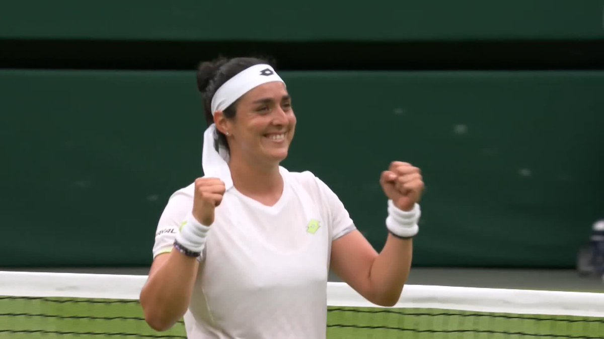 ONS-TOPPABLE 🇹🇳 Ons Jabeur produces a stunning comeback against No.2 seed Aryna Sabalenka to reach the ladies’ final, 6-7(5), 6-4, 6-3 🙌 #Wimbledon