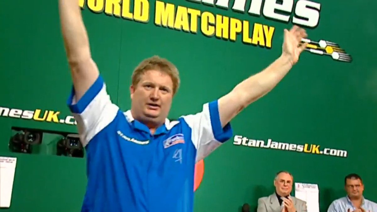 "𝙇𝙡𝙤𝙮𝙙𝙮, 𝙢𝙮 𝙨𝙤𝙣, 𝙮𝙤𝙪'𝙫𝙚 𝙙𝙤𝙣𝙚 𝙞𝙩." ColinJawsLloyd famously reeled in the Big Fish for the title in 2005 🦈🏆 #MatchplayMemories