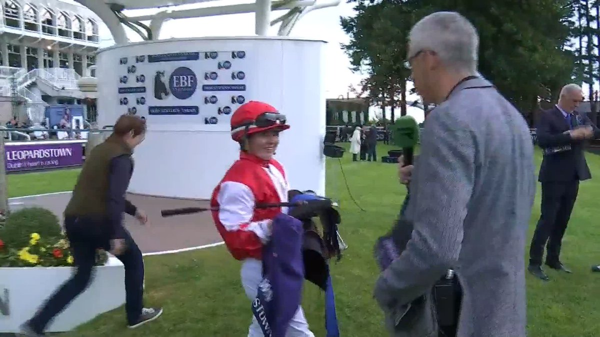 Apprentice jockey Amy Jo Hayes's past 3 rides at Leopardstown RC 🥇 Redstone Wells WON 7/1 (€100,000 race) 🥇 Burren Somg WON 7/2 🥇 Sunset Nova WON 12/1 And a 40/1 win in this month's Ladies Derby at The Curragh for good measure!