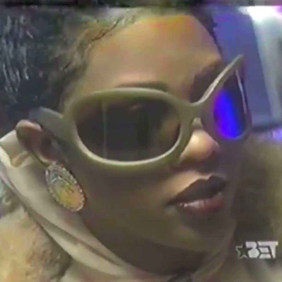 lil' kim on bet unreal (1996)