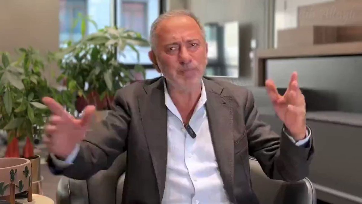 Fatih Altaylı: "Ben bu CHP'den gerçekten bıktım. Cumhuriyeti kuran parti derdim. Cumhuriyeti, Atatürk kurmuş. Bunlar var ya, saat kuramaz."