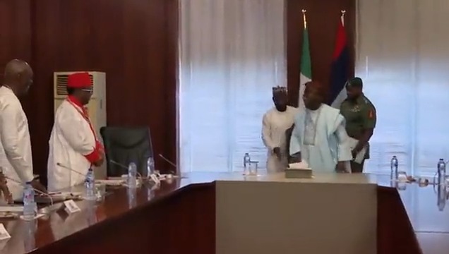 President Bola Tinubu receives the audience of His Royal Majesty Omon'Oba N'Edo Uku'Akpolokpolo Ewuare II, Oba of Benin, in the State House. #CTVTweets