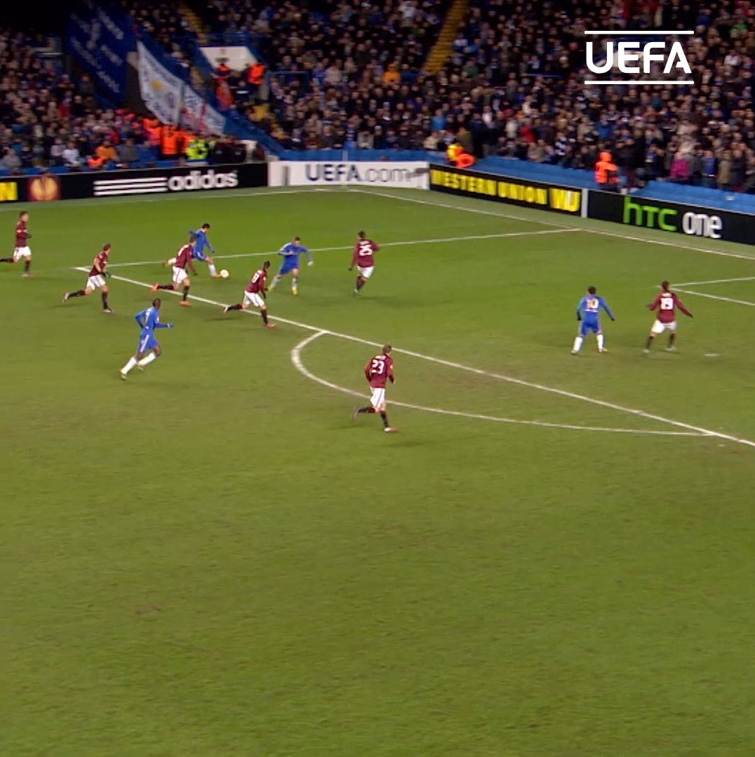 Hazard made it look easy 😌 #FlashbackFriday || #UEL