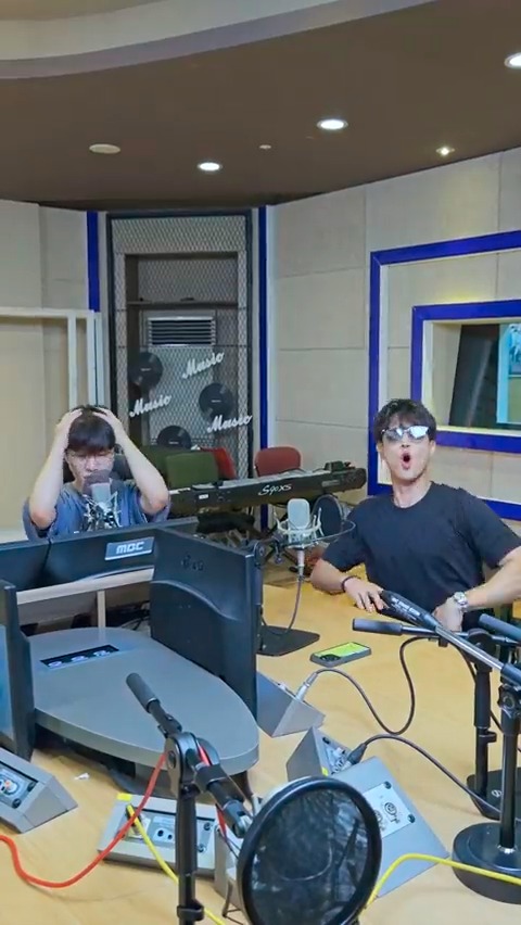 [#SHORTee] SORAN스러운 HARD🖤 Youtube ➫ Tiktok ➫ #샤이니 #SHINee #민호 #MINHO #HARD #SHINee_HARD #HARDchallenge #HARD챌린지 #소란 #고영배