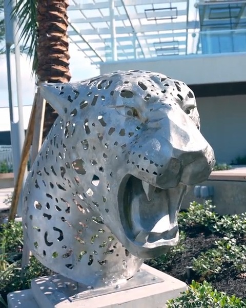 Spotted outside Miller Electric Center 👀 @MoreArtCulture | Jason Pratt