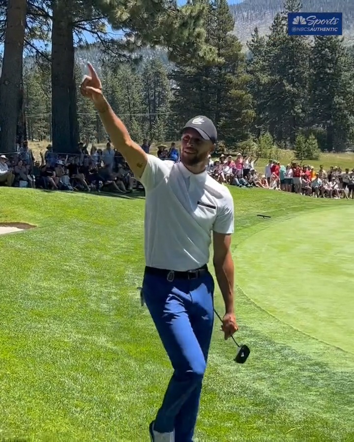 Steph has unlimited range on the golf course, too 🤯