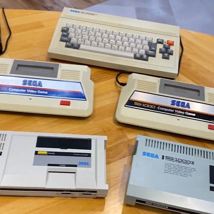 セガのCSゲームハード誕生40周年✨ ずらーーーーっと勢ぞろい‼ いくつわかるかな? #セガハード40周年 #SEGAconsoles40th