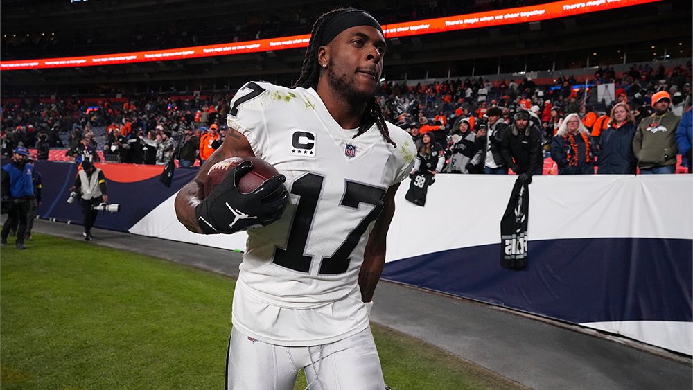 First Davante Adams. Then Josh Jacobs. The Las Vegas Raiders really walked it off in back-to-back weeks. 🙌