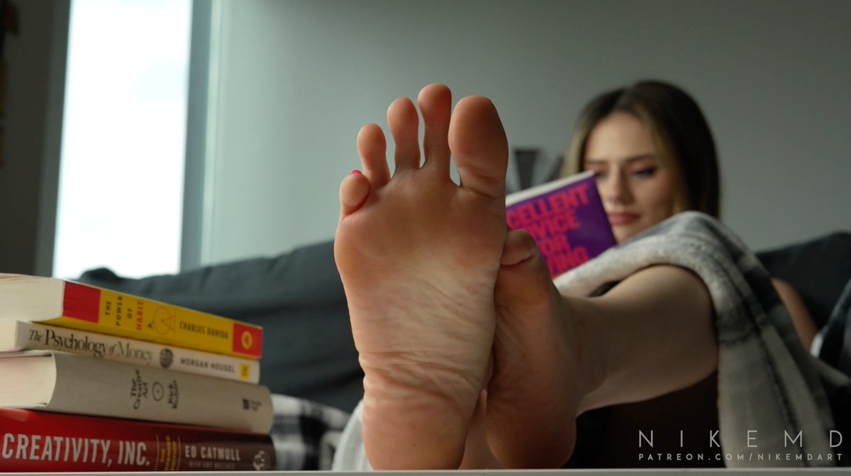 Preview of a new vid featuring @Anastasia_Maye The full 4k 8min+ vid is up right now...