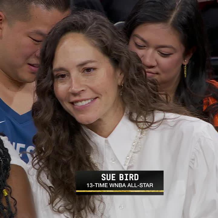 WNBA royalty chilling courtside 🤩