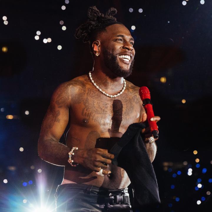 The Love, Damini world tour is coming to #AppleMusicLive! Watch Burna Boy's epic show from London Stadium this Wednesday, July 19th at 12PM PT on Apple Music and TikTok US.