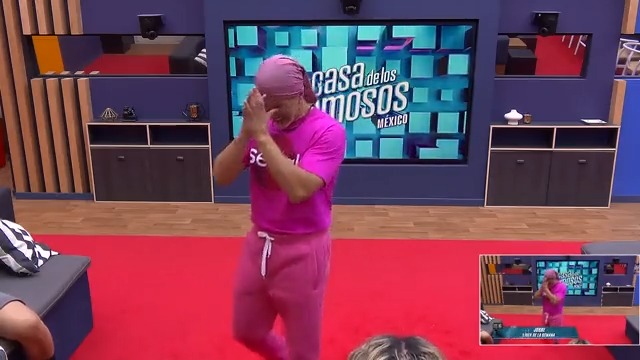 Sergio lamenta el no poder ganar la prueba del líder y se siente culpable por la situación del #TeamInfierno 🔥. #LaCasaDeLosFamososMx Suscríbete a #ViXPremium y no te pierdas ningún detalle en el canal 24/7 para México y LATAM 👉