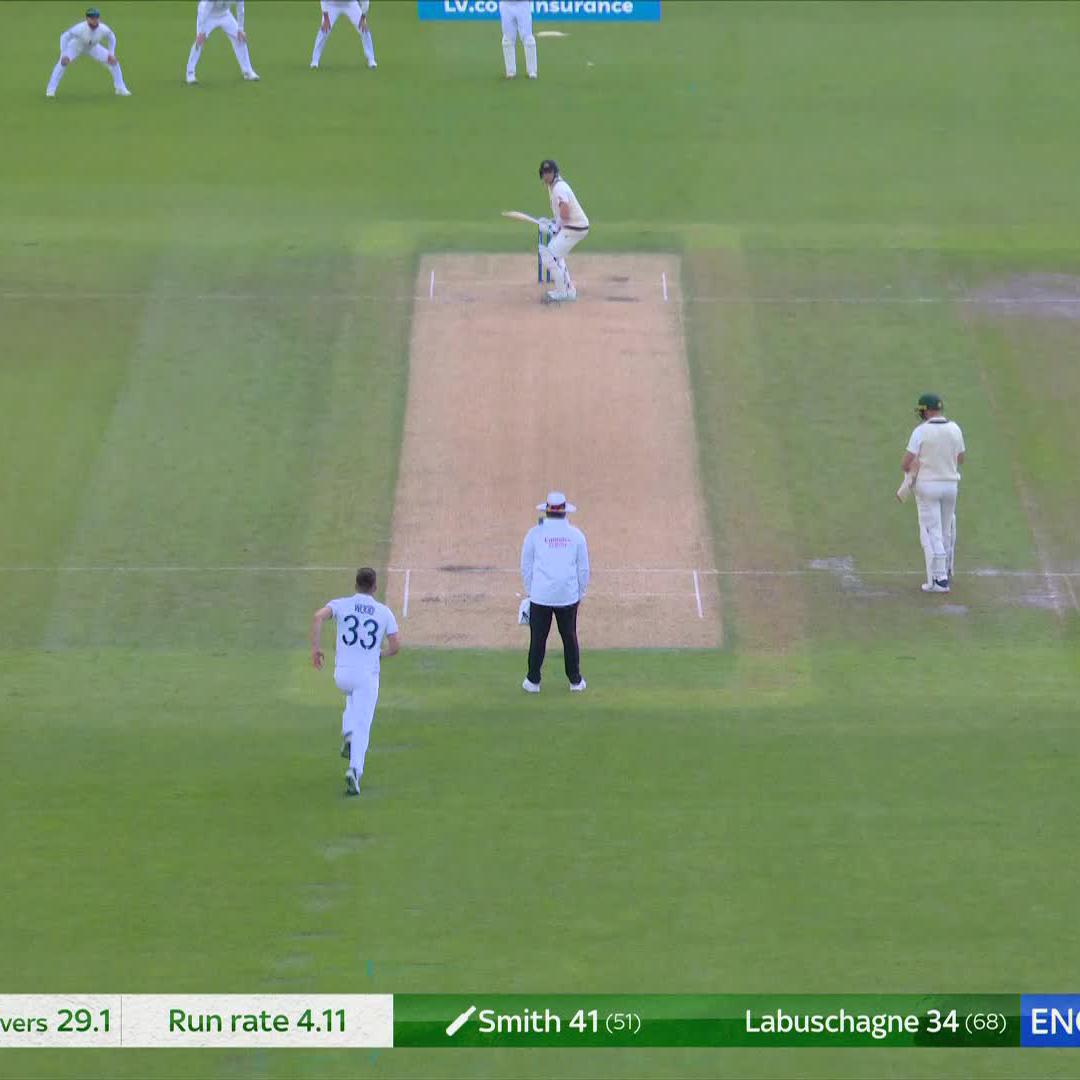 Steve Smith... GONE! ❌ Mark Wood strikes after lunch and it's a big one! ☝️ #EnglandCricket | #Ashes