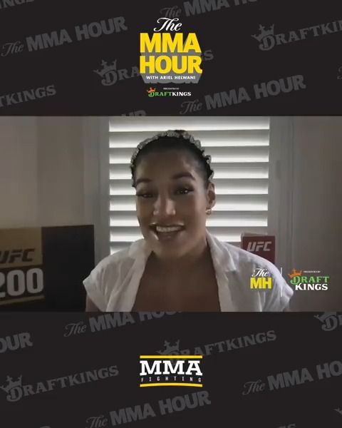 “You got a problem with me running my mouth, Maycee? Drink a protein shake and come up to 135 [pounds] and you can get some smoke too." Julianna Peña responds to Maycee Barber on #TheMMAHour 😳 ▶️