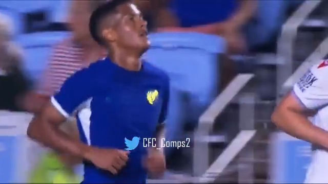 Estreia do Angelo pelo Chelsea. Os torcedores estão dizendo que o Chelsea pagou pouco pelo menino