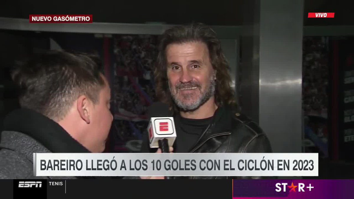MI BUEN AMIGO: Leandro Alves habló un ratito con el Gallego Insúa, quien volvió a reiterar su gusto por el #SportsCenter de PABLOSTECCO y Maximo Palma. ¿Volvés, Rubén? 📺 #ESPNenStarPlus