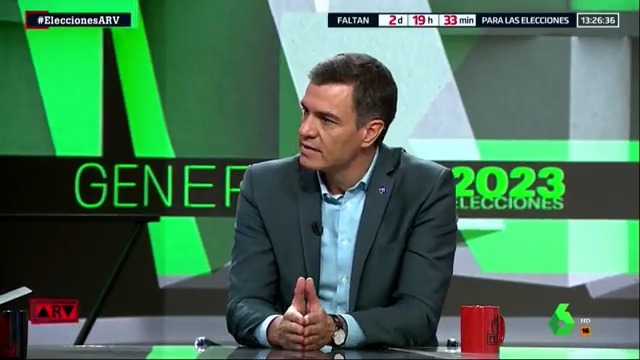 ¿De verdad vamos a dar la razón a aquellos que durante estos últimos 4 años solamente han destruido y ahora están mintiendo? Este país se merece avanzar otros 4 años. 🌹 Pedro Sánchez en AlRojoVivo. #VotaPSOE #Adelante #EspañaAvanza