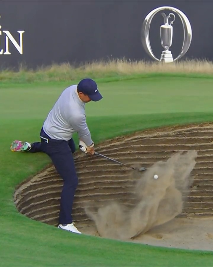 Avoiding disaster on 18. Rory McIlroy with an incredible par save from a pot bunker The Open 💪