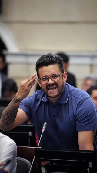 Uno debe ser sereno en la victoria y altivo en la derrota. ✊🏾Fuerza✊🏾