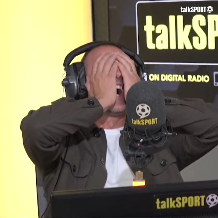 “It was Simon Jordan &amp; 6 family members.” “He had to do the gig whilst the family were eating. There was absolute silence!” 🤣🤣 Paddy McGuinness ❤️ reveals how Simon Jordan booked Peter Kay for a private gig.
