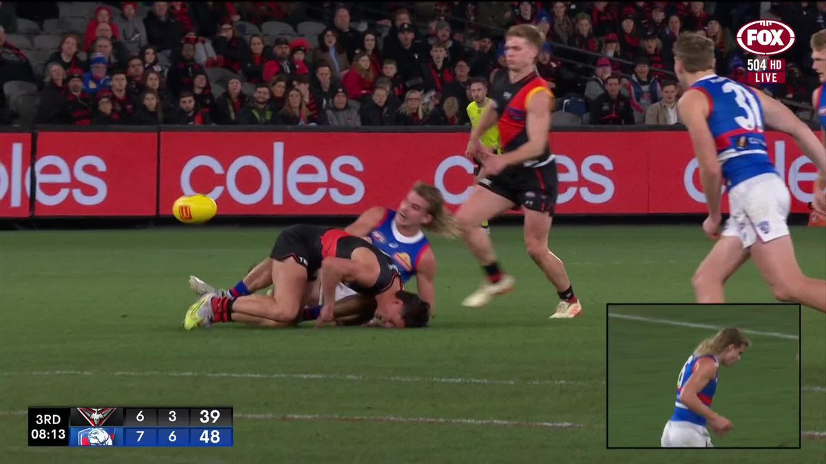 Does Smith have anything to worry about for this tackle? 📺 Watch #AFLDonsDogs LIVE on ch. 504 or stream on Kayo: ✍️ BLOG 🔢 MATCH CENTRE