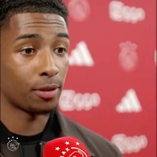 'Ajax is echt mijn cluppie' 🤍❤️🤍 #ForTheFuture