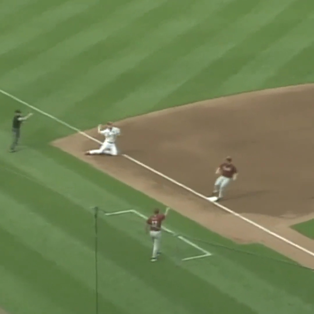 There's a reason Scott Rolen won 8 Gold Gloves at the hot corner.