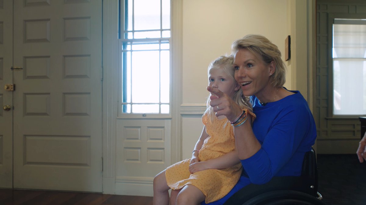 An unreal feeling to see her name and photos in our museum for one of wheelchair tennis' greatest champions. Esther Vergeer takes a tour of our museum with her family, relishing in the memories of her tremendous career 🇳🇱