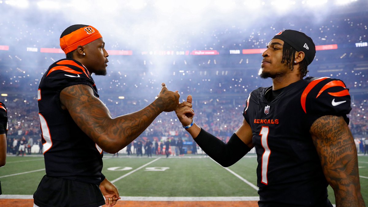 Ja'Marr Chase and Tee Higgins: A QB's best friends. Right @joeyb?