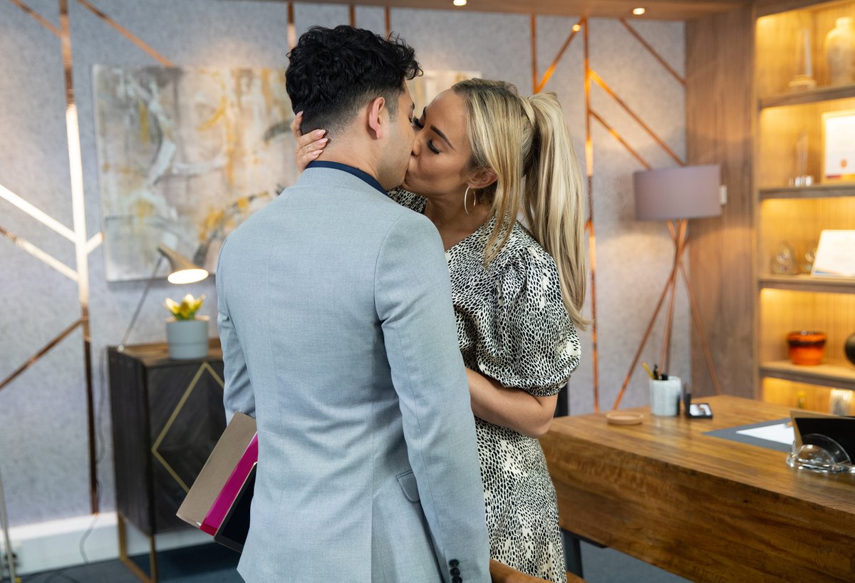 Things get hot under the collar for Aadi ๐ฅ #Corrie
