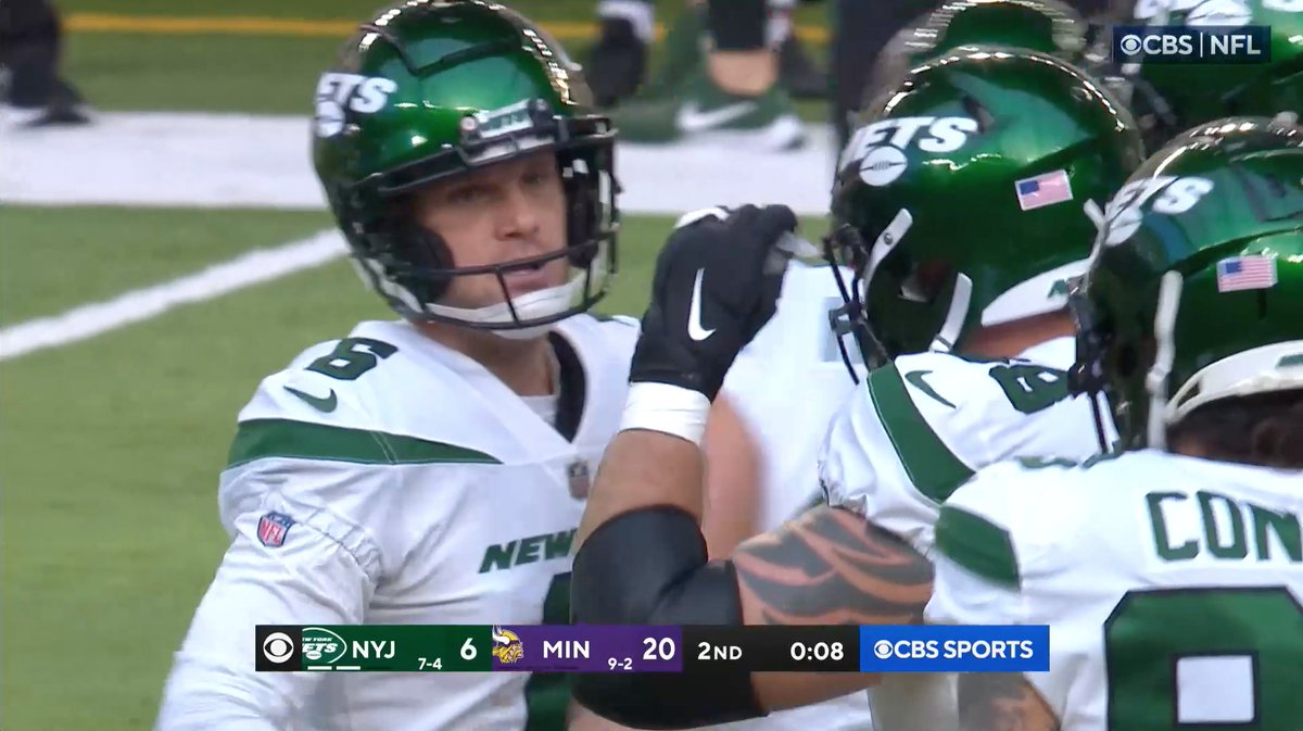 Money from 60+ yards out. Which kickers connected from that distance last season?