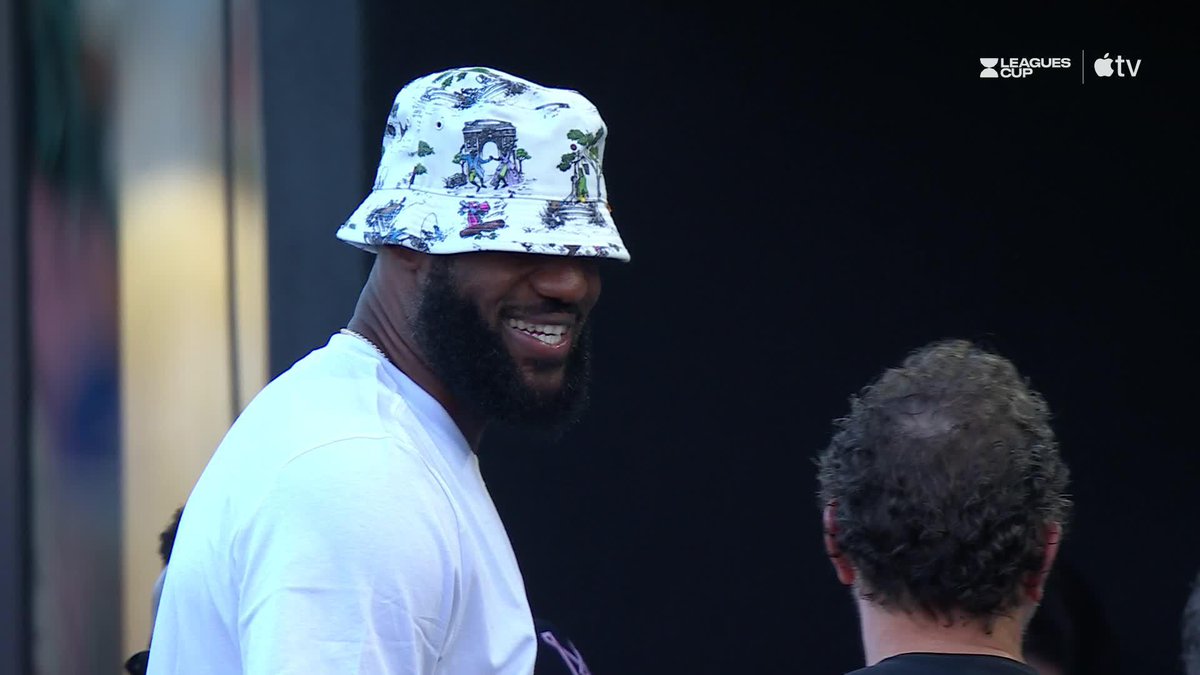 LeBron is back in Miami for Messi’s debut 🌴 (via Major League Soccer)