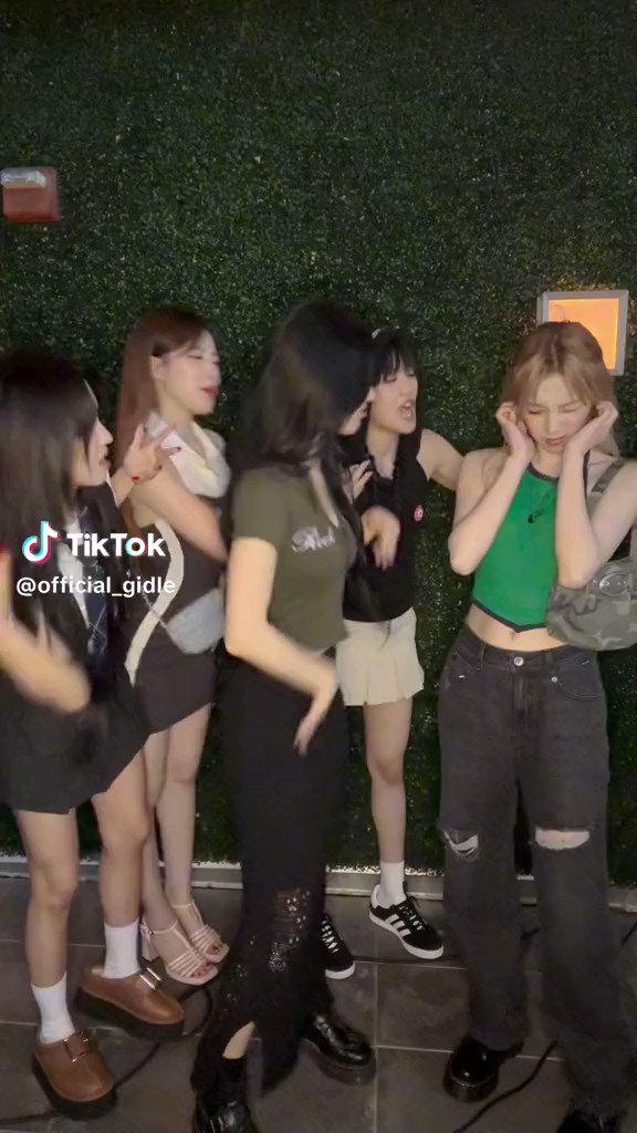[📽️] #IDO_SneezeChallenge 🤧 ▶️ #여자아이들 #GIDLE #우기 #YUQI #GIDLE_IDO #TikTok #틱톡