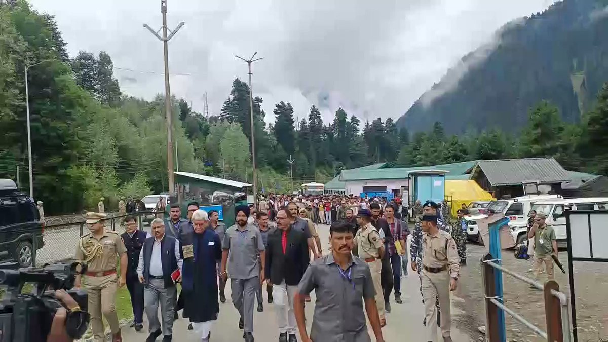 During my visit today to Nunwan Base Camp, interacted with pilgrims, reviewed arrangements for queue management. Discussed measures taken for comfortable stay, food, healthcare, connectivity, sanitation, water, and other facilities for Yatris in case of bad weather.