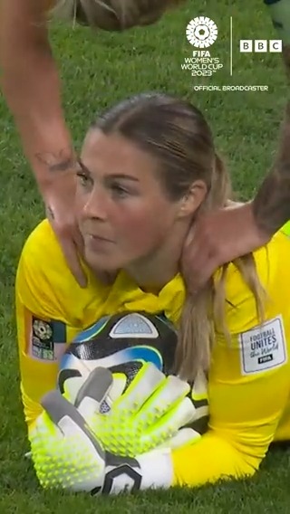What a save by Mary Earps! ⭐ #BBCWorldCup #FIFAWWC #ENG