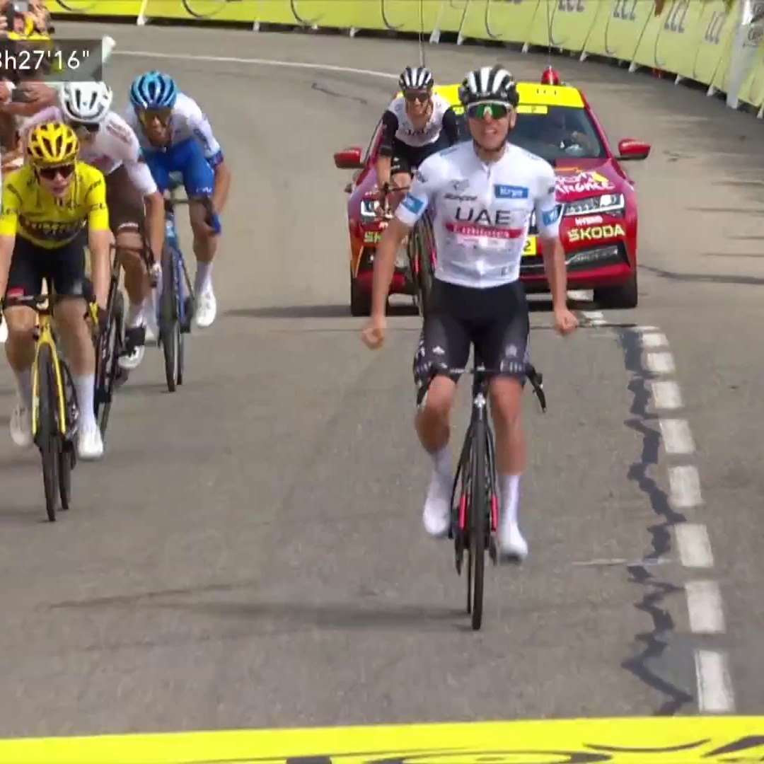 Tadej nunca se da por vencido. Tadej siempre insiste aunque no esté al 100%. Tadej dignifica al ciclismo y respeta al aficionado. Tadej hace afición a este deporte y por eso levanta simpatías. Pogacar es espectáculo y volverá a luchar por el #TDF2023