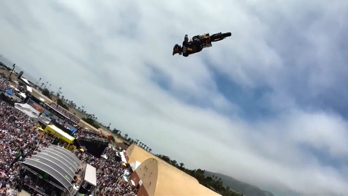 .Colby Raha 🇺🇸 turns off gravity to soar 56-ft. 3-in. and win his 4th #XGames Moto X QuarterPipe High Air gold medal.