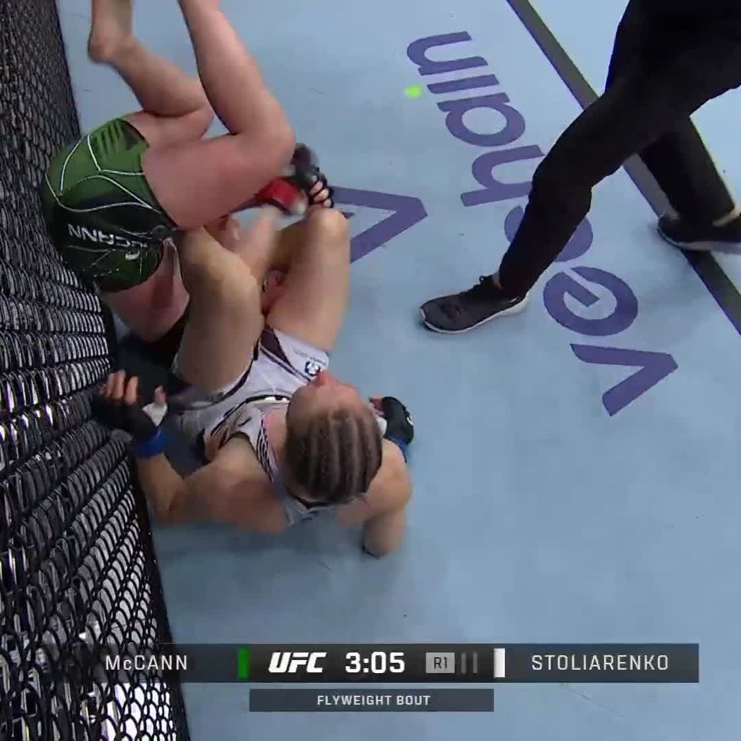 Another arm snatched! 🇱🇹💪 Julija Stoliarenko locks up her signature armbar finish for the win! #UFCLondon
