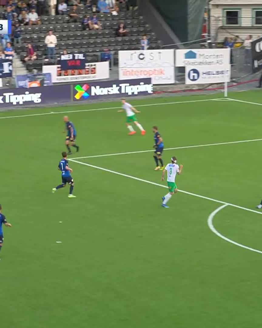 Wow 🔥 Jens Gammelby sikrer tre poeng for HamKam på overtid med denne suseren!